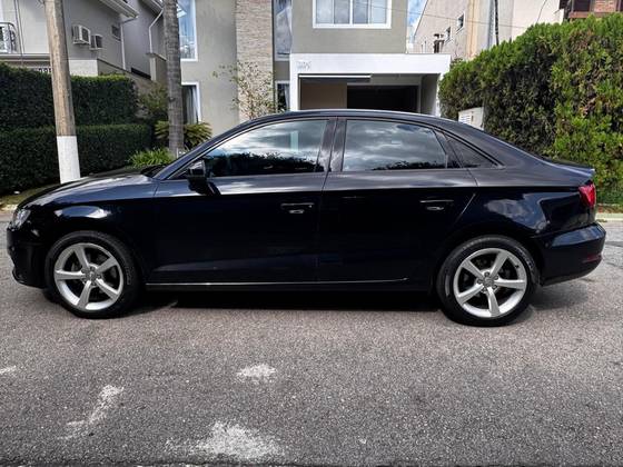 AUDI A3 1.4 TFSI SEDAN AMBIENTE 16V FLEX 4P TIPTRONIC AUDI A3 1.4 TFSI SEDAN AMBIENTE 16V FLEX 4P TIPTRONIC